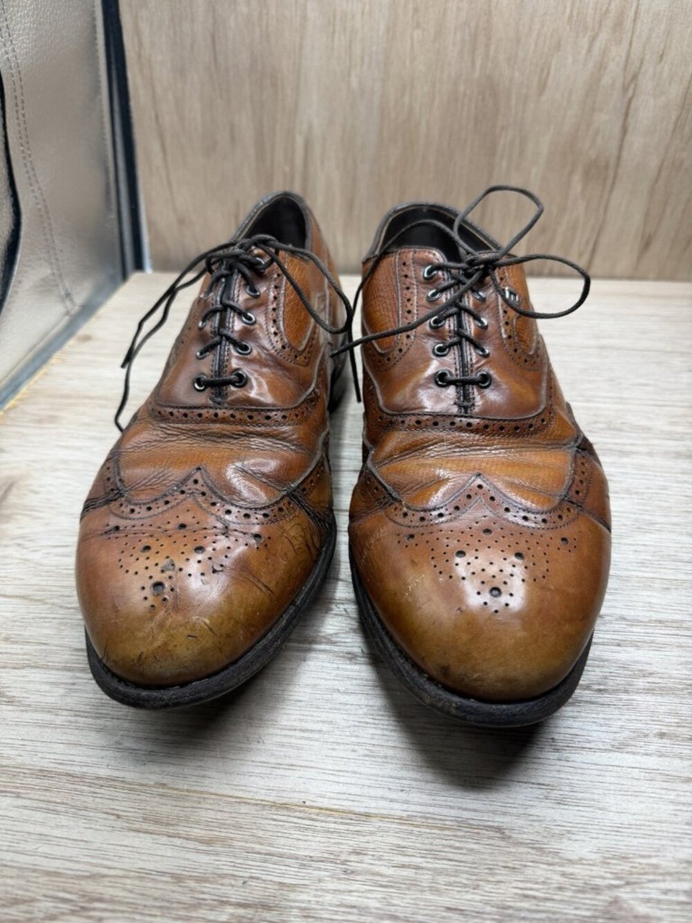 Vintage Leather Mens Size 13 Metal Spiked Golf Shoes